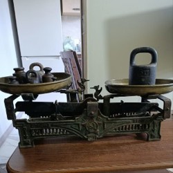 Старинные антикварные весы - фото 2