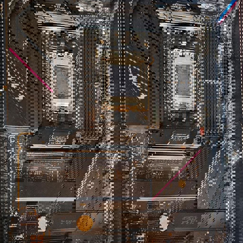 ASUS ROG STRIX B650E-F GAMING WIFI