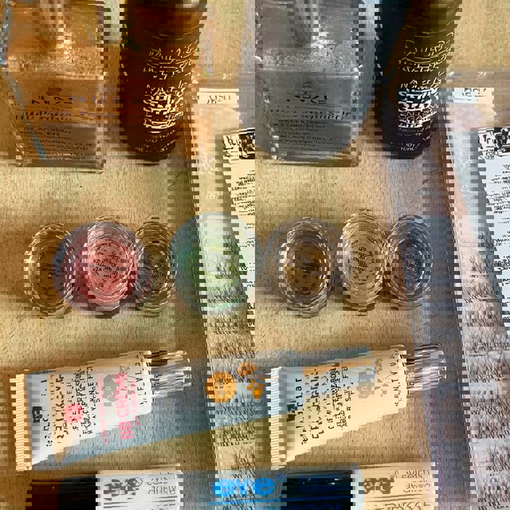 Ресницы накладные пучки коричневые и клей