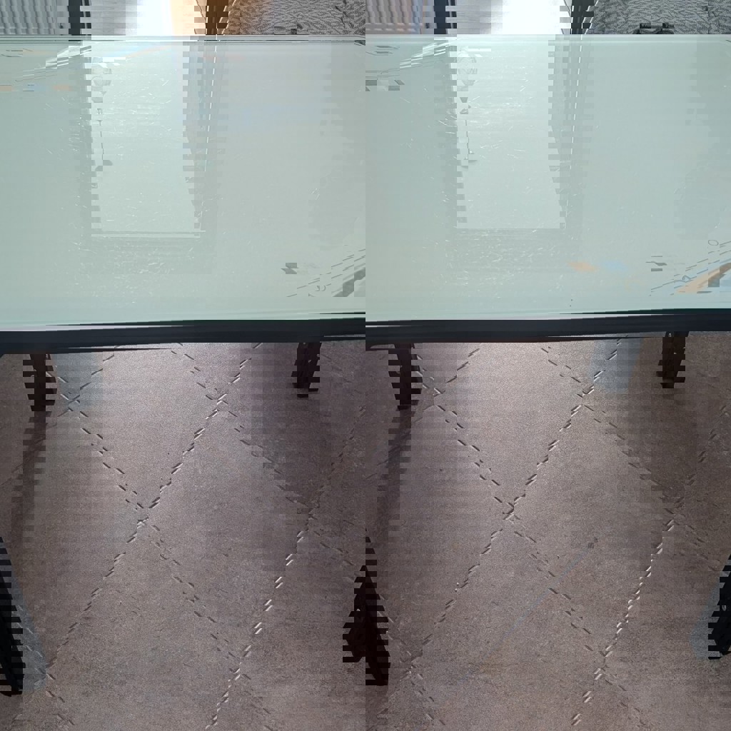 Кухонный обеденный стол