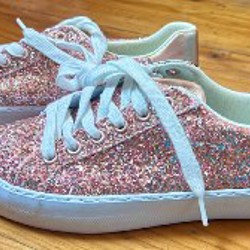 Кроссовки - фото 1