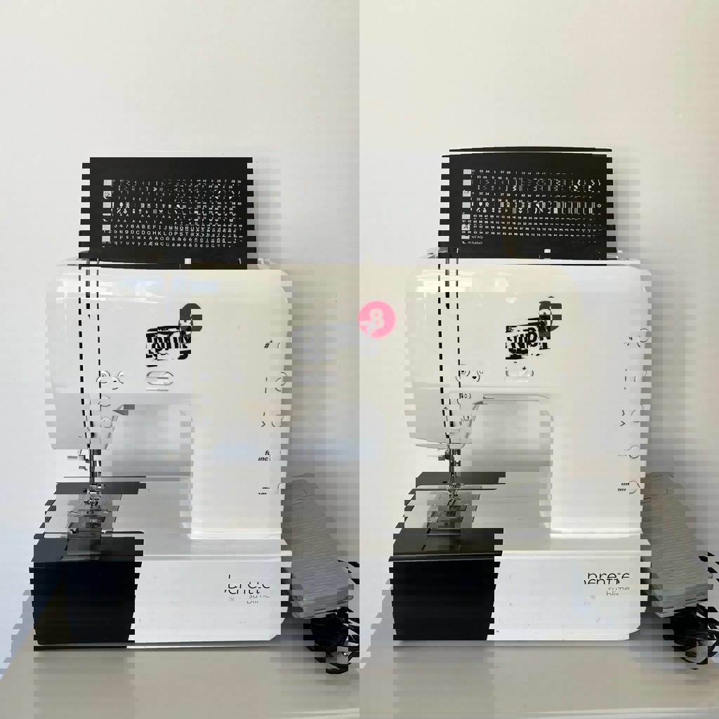 Швейная машина Bernette London 8