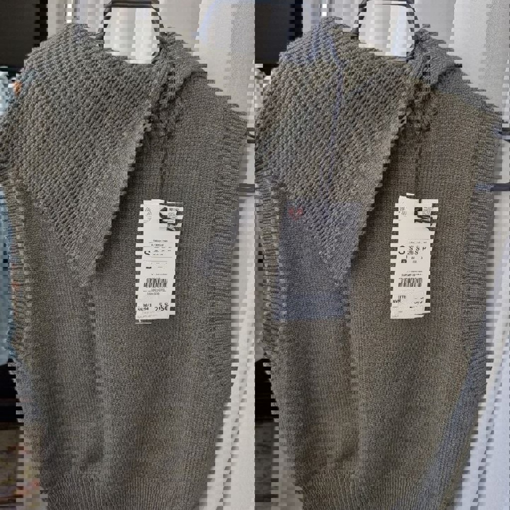 Жилет женский Pull and Bear