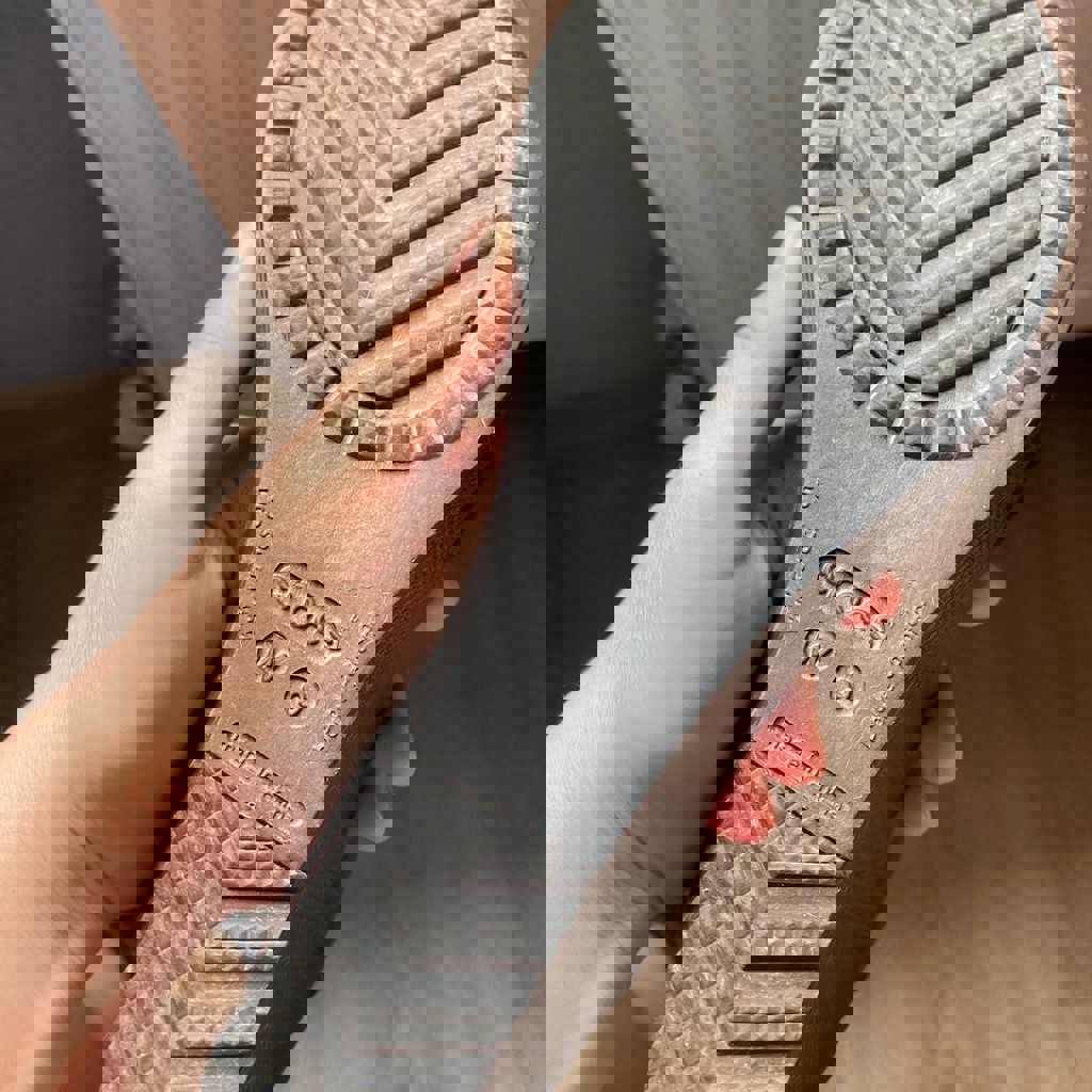 Босоножки на танкетке