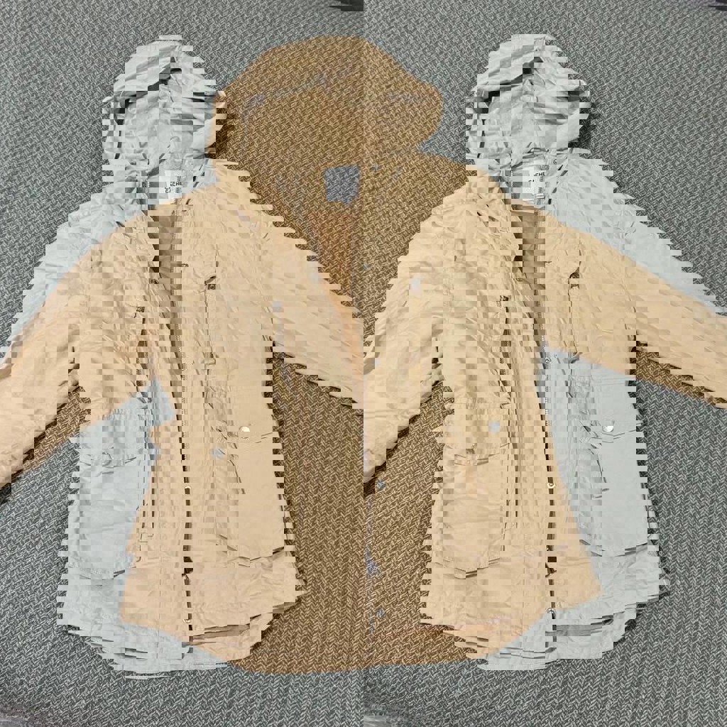 Женская ветровка