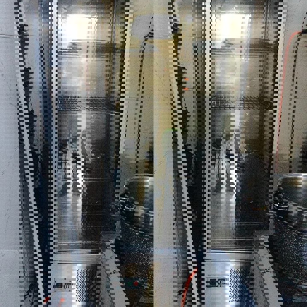 Холодильник с прозрачной дверью