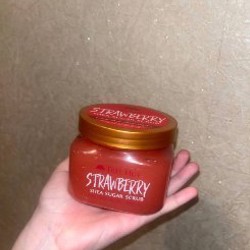 Скраб с клубникой - фото 2