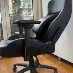 Геймерский трон Razer Iskur - фото 3