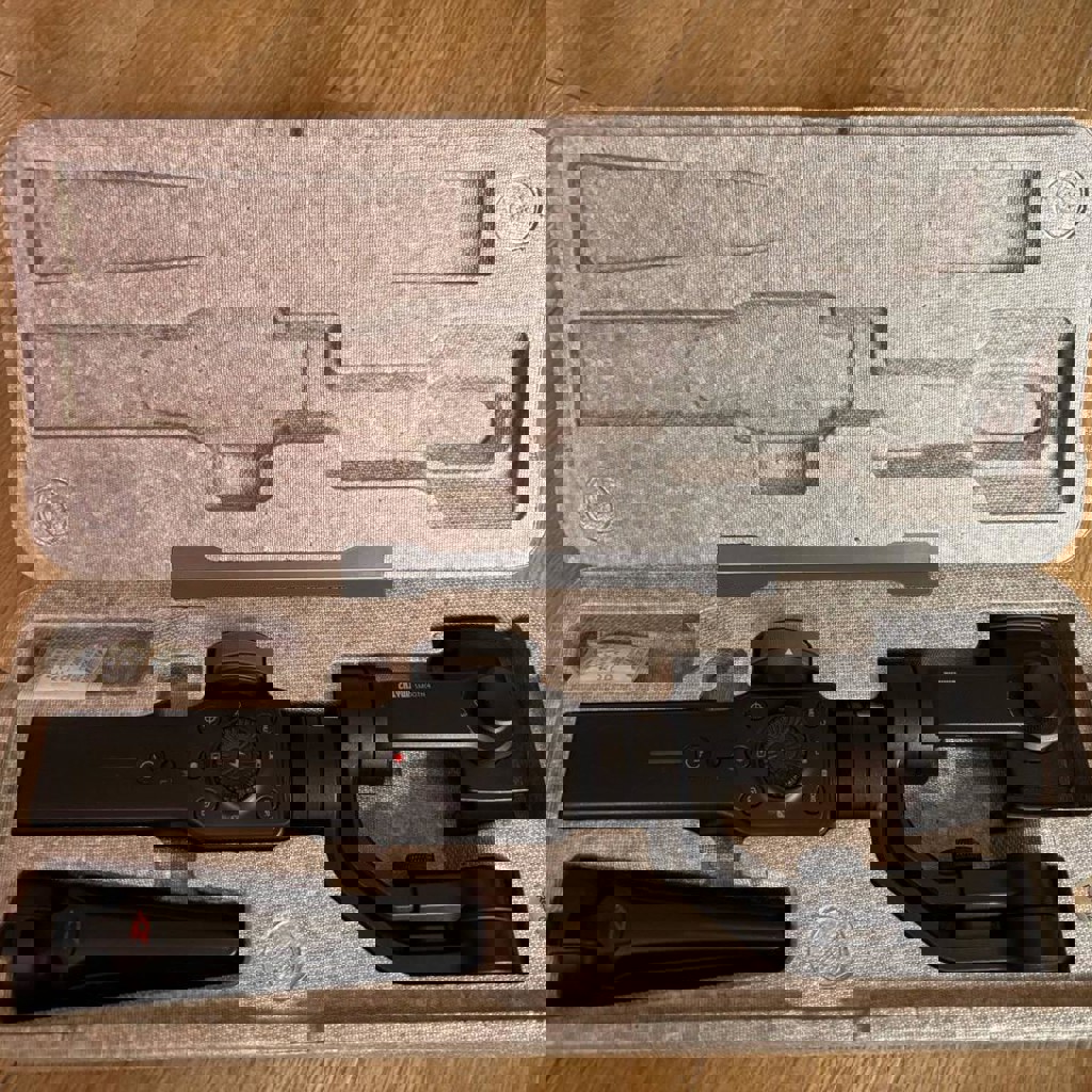 Стабилизатор Zhiyun Smooth 4