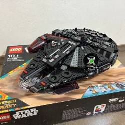 Набор лего Lego Batmobile™ Tumbler Batman Comics - фото 1