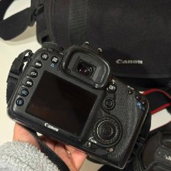 Зеркальный фотоаппарат Canon EOS 7D - фото 3