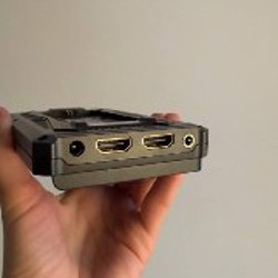 Накамерный монитор с козырьком - фото 3