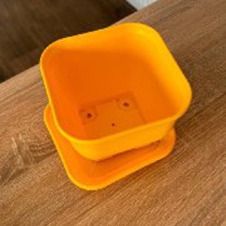 Пластиковый горшок для растений - фото 2