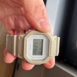 Casio G-Shock DW-5600M - фото 2