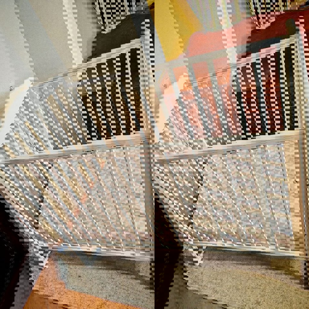 Кроватка детская с матрасом