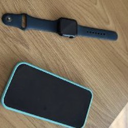 Apple Watch SE - фото 1