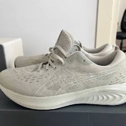 Беговые кроссовки Asics Gel Excite - фото 6