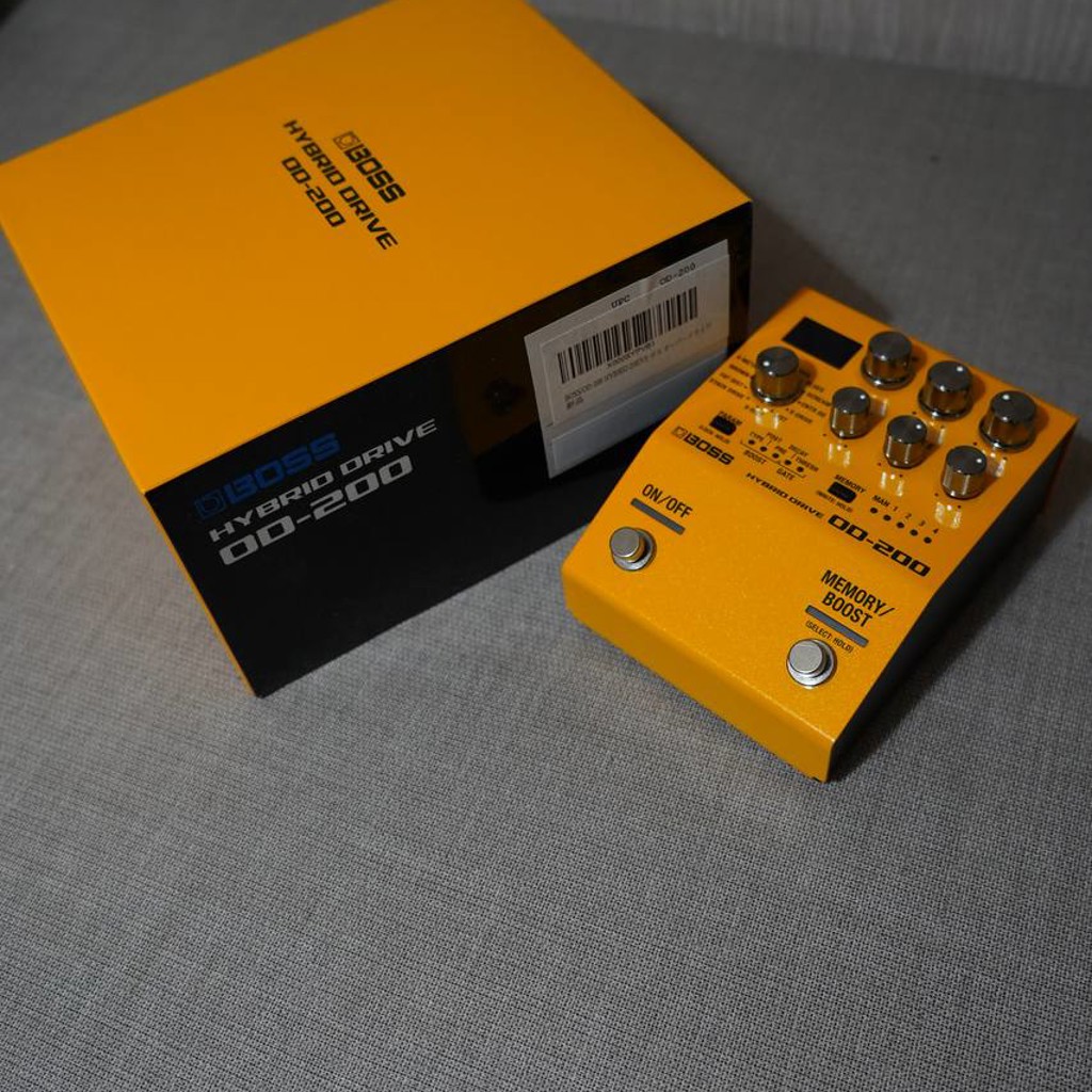 Педаль Boss OD-200