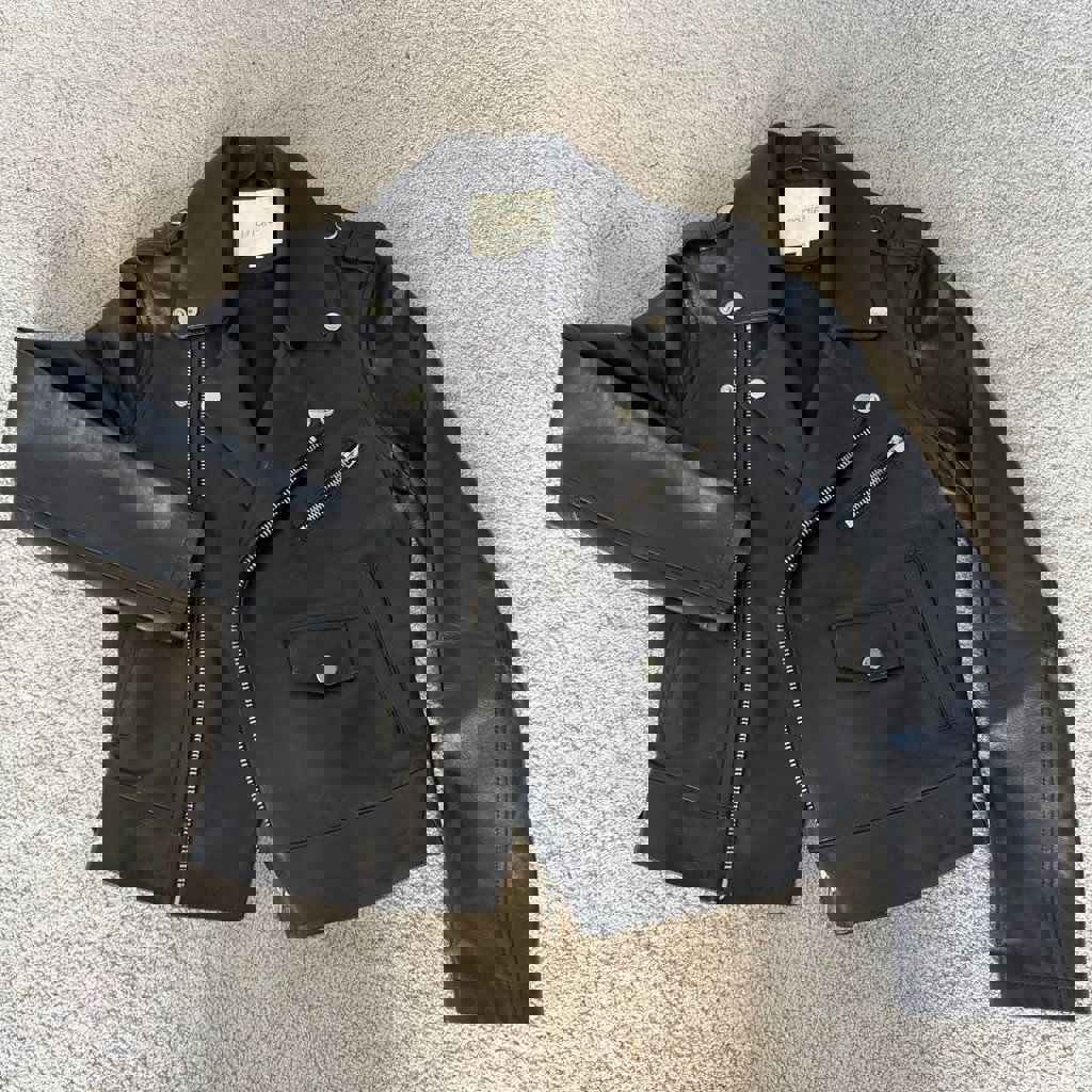 Кожаная куртка Maje