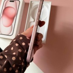 IPhone 15 - фото 4