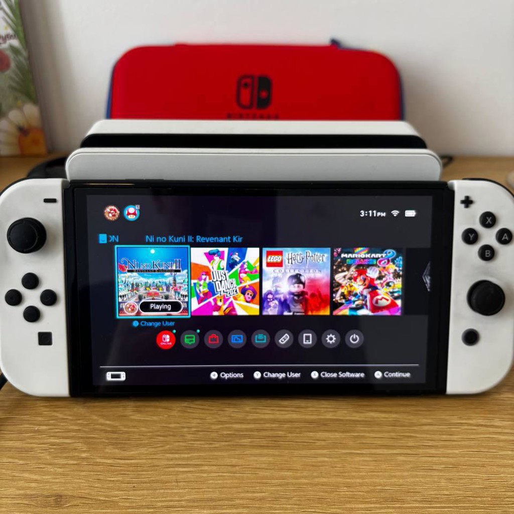 Nintendo Switch OLED