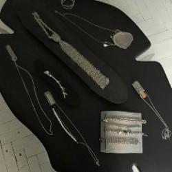 Сумка маленькая с жемчугом - фото 4