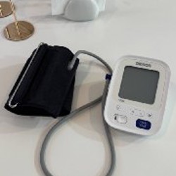 Тонометр Omron MЗ (HEM-7154-Е) - фото 2