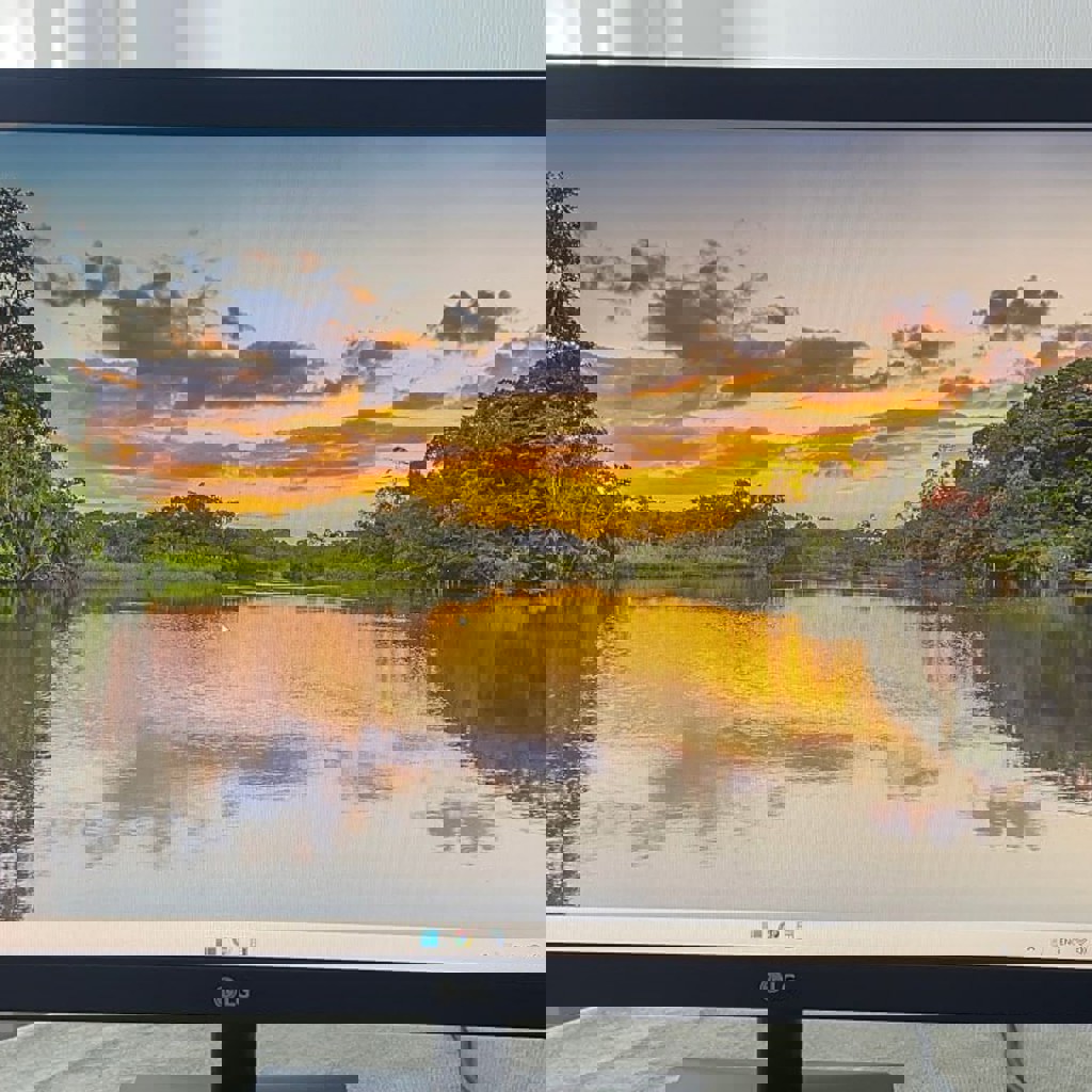 Монитор LG 22MK400H-B