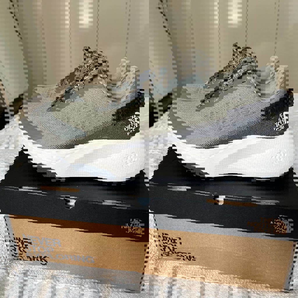 Трейл раннинг кроссовки The North Face Altamesa 300