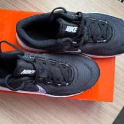 Кроссовки Nike женские - фото 3