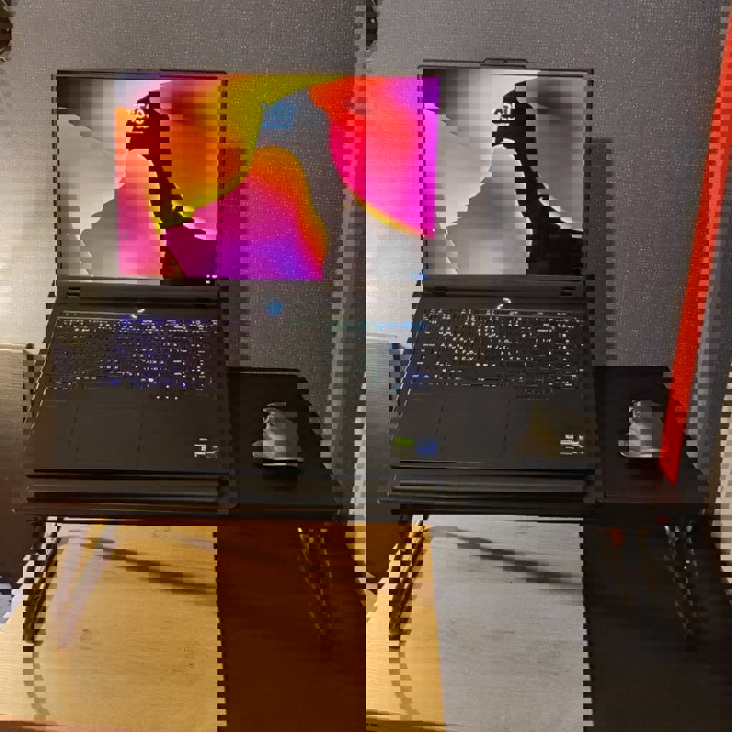 Подставка/столик для ноутбука Jysk