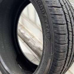 Шина Goodyear 235/40 R19 - фото 1