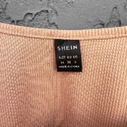 Бежевый топ с принтом - фото 2