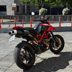Ducati Hypermotard 1100 EVO SP - фото 4