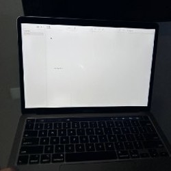 MacBook Pro 2020 - фото 2
