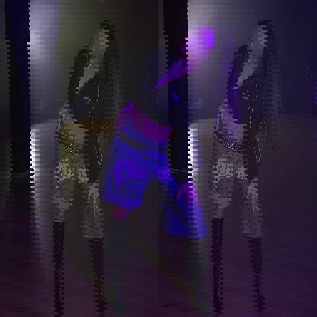 Короткая курточка