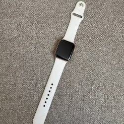 APPLE WATCH SE 40 mm GOLD - фото 8
