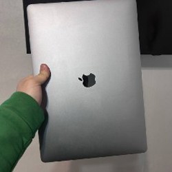 MacBook Pro 2017 15.6 дюймов - фото 4