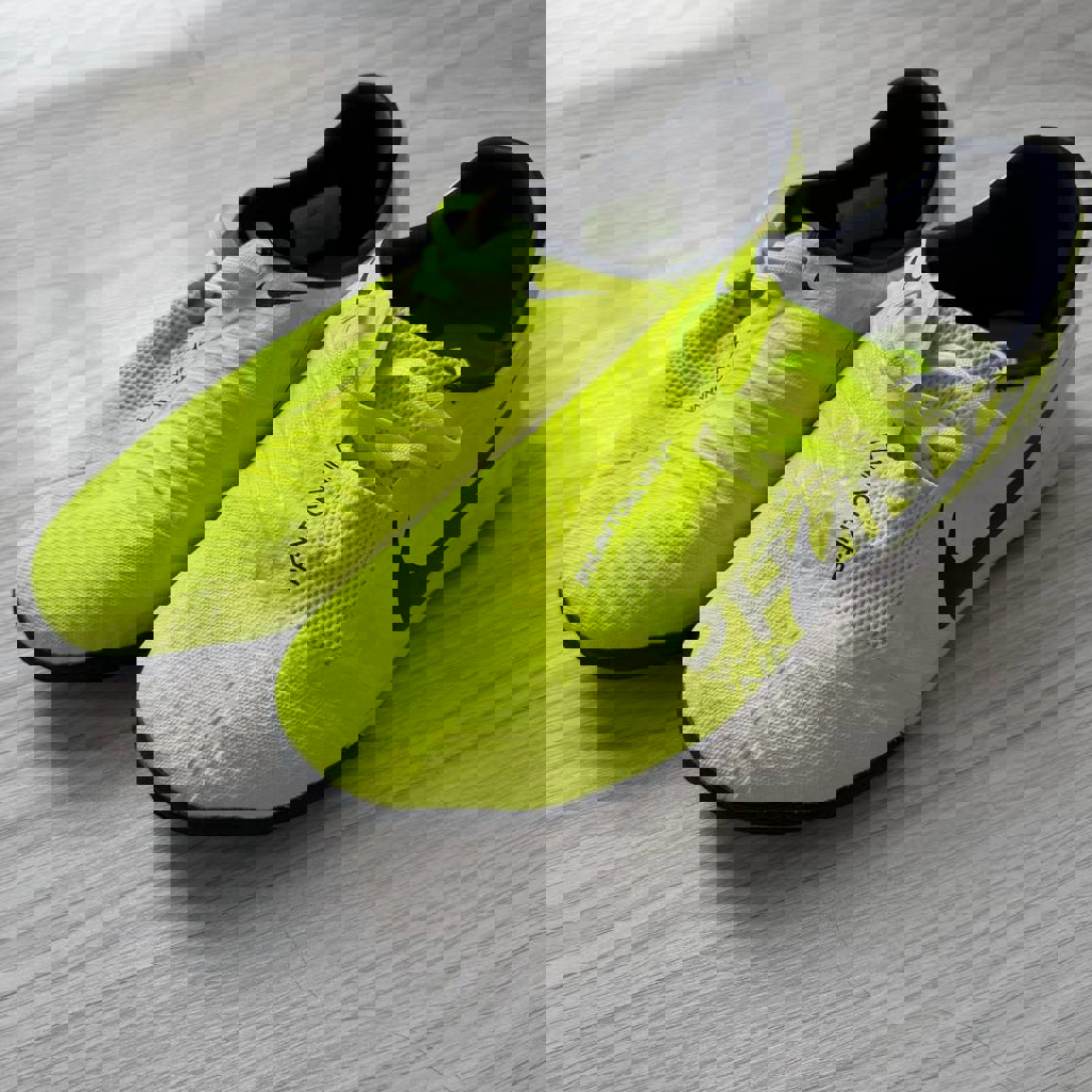 Футзалки Nike phantom