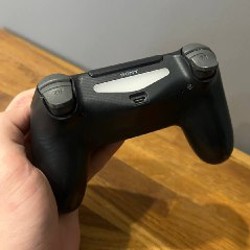 Sony DualShock 4 - фото 2