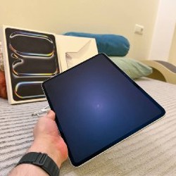 Apple iPad Pro 13 1TB Silver - фото 1