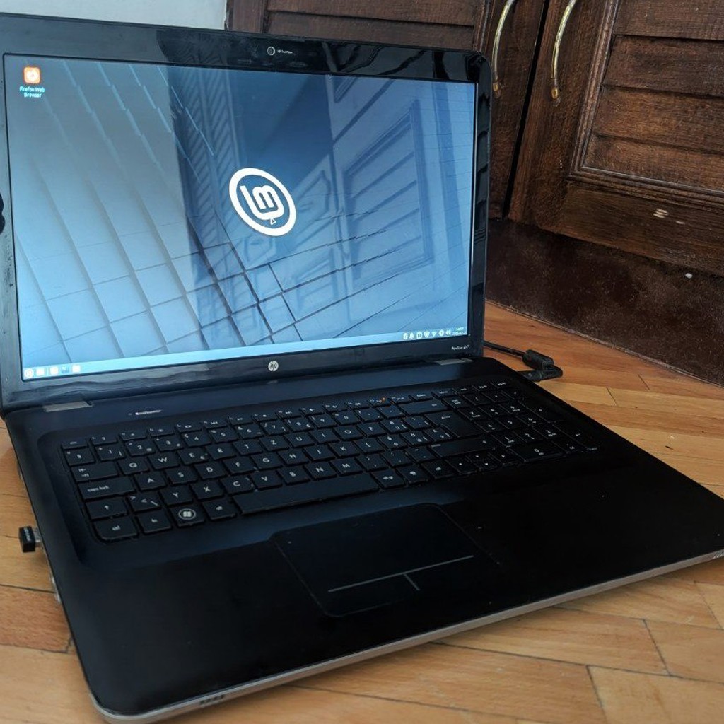 Ноутбук HP Pavilion dv7