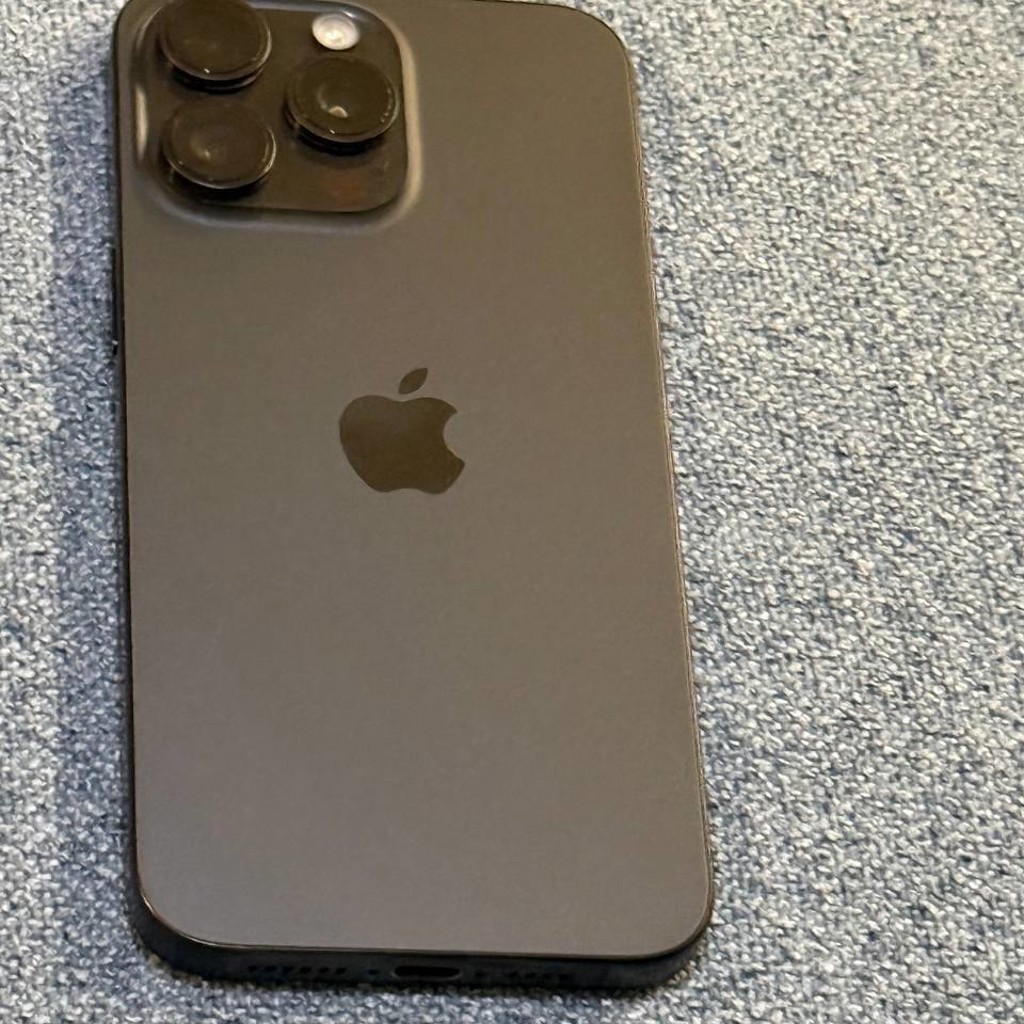 IPhone 15 Pro Max e-SIM