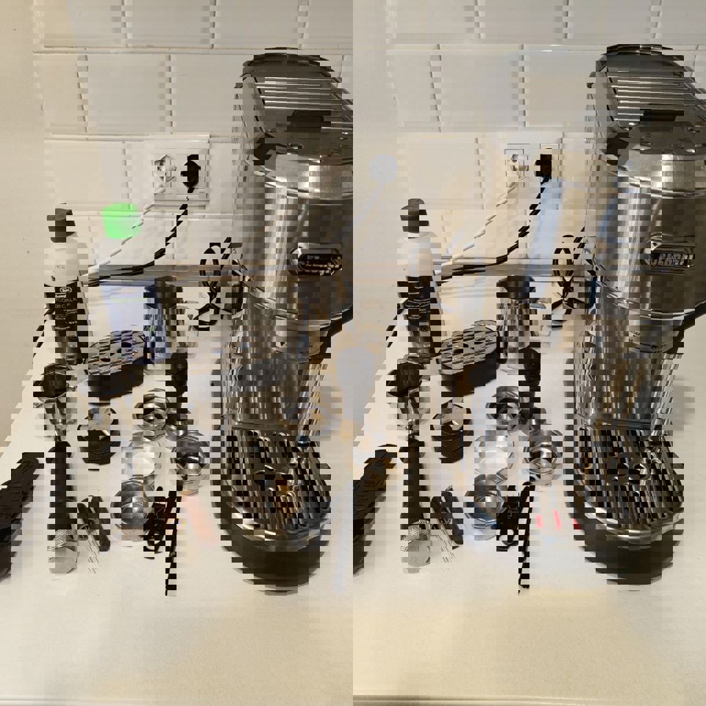 DeLonghi Dedica Maestro Plus