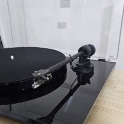 Проигрыватель для винила Pro-ject E1 phono black - фото 2