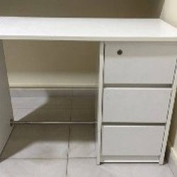 Стол письменный маникюрный - фото 1