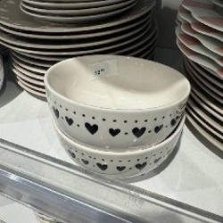 Тарелки белые - фото 1