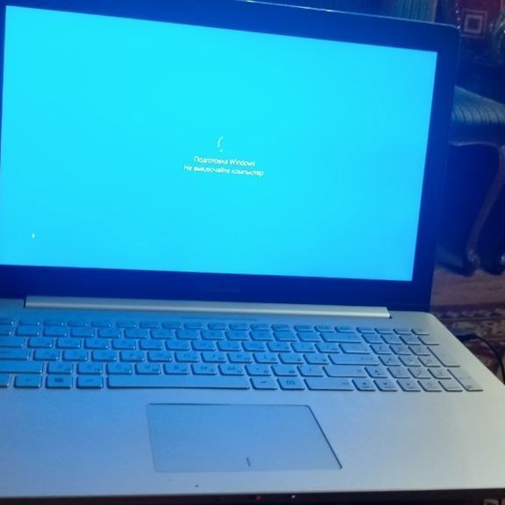 ASUS METAL