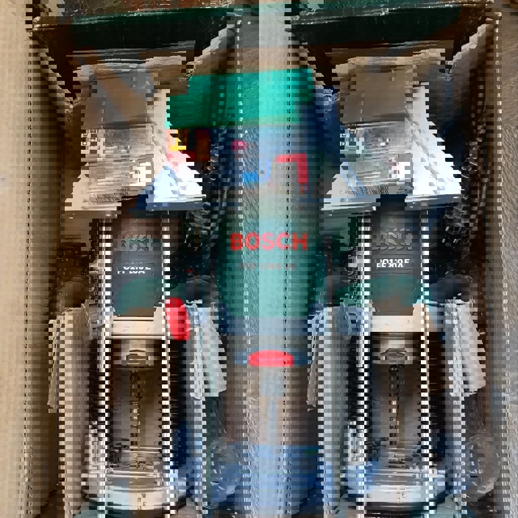 Ручной фрезер Bosch POF1200