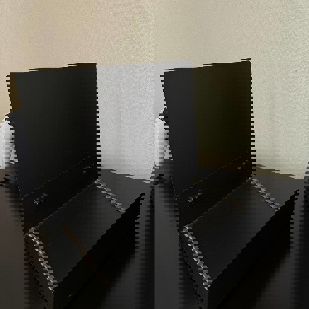 Подставка для виниловых пластинок